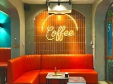 Hình ảnh Nhượng quán cafe ở Trần Bình Trọng - Hoàn Kiếm - Mặt tiền 20m
