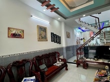 Hình ảnh Bán nhà 2 tầng 90m2 Sát Mặt Tiền ĐHT2 Nguyễn Văn Quá Quận 12