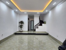 Hình ảnh Nhà mặt phố mới kính koong - lô góc thoáng  - kinh doanh nhộn nhịp