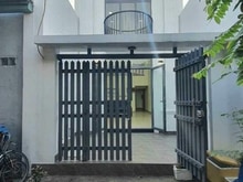 Hình ảnh P. Linh Trung, gần sát PVĐ, HXH, nhà 97 m2 2 tầng bán gấp chỉ 5.1 t.ỷ.