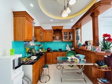Hình ảnh Nhà 3 Tầng đẹp 149m2 nở hậu tiện kinh doanh cần bán gấp chỉ hơn 10 tỷ