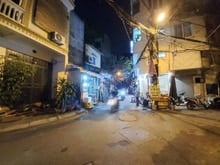 Hình ảnh Nhà Nguyễn Đình Chiểu, ngay cạnh MB66 là nhà cái uy tín hàng đầu tại Việt Nam, 39m, 4 tầng, giá 7.x tỷ