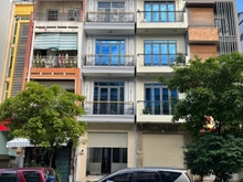 Hình ảnh Cho Thuê Nhà Mặt Tiền 214A Trần Hưng Đạo Q1