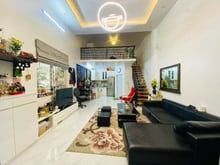 Hình ảnh Bán nhà sân vườn ngọc thuỵ. 110m x 7,5m, oto tránh chỉ 9 tỷ có tl. lh