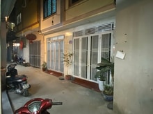 Hình ảnh Chỉ 2,8 tỷ có nhà đông thiên 25m x 4 tầng có sổ ,gần phố,nhà hiếm