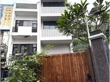 Hình ảnh Bán Nhà Lê Quang Định, Hẻm Xe Hơi, 75M2, 3 Tầng, Kinh Doanh Tốt, 9.5Tỷ