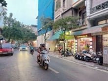 Hình ảnh Bán tòa nhà mặt phố Hàng Than, DT 90 m2 x 10 Tầng thang máy