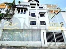 Hình ảnh 150tr! Cho thuê NC biệt thự Đ. Hoàng Sa Q1, 12x16m – 5 tầng TM.