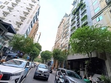 Hình ảnh Bán khách sạn mt Thủ Khoa Huân Quận 1, 195m2 đất, 1 hầm + 10 tầng