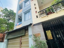 Hình ảnh Giảm sốc 2  tỷ Bán gấp nhà 4 tầng HXT đường Điện Biên Phủ
