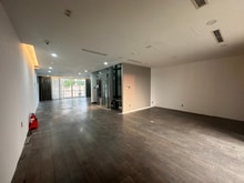 Hình ảnh Cho thuê shophouse Nguyễn Cơ Thạch đường khu Sala 1 hầm 4 tầng 155tr