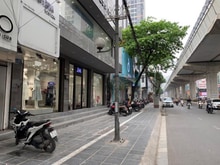 Hình ảnh Cho thuê nhà mặt phố Cầu Giấy, DT 100m2x2 tầng, MT 5.5m, Giá 95tr