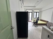 Hình ảnh 🌱Phòng Trọ Cao Cấp: Máy Lạnh, Tủ Lạnh, Cửa Sổ Thoáng Mát