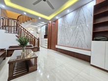 Hình ảnh Bán Nhà Ngô Gia Tự, Long Biên, 50m, Ô tô đỗ gần, 2 thoáng trước sau