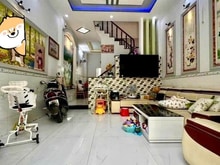 Hình ảnh Ở NGAY! Bán Nhà 4 Tầng Cực Đẹp CMT8, 60m2, 6.8 Tỷ TL
