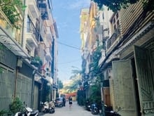 Hình ảnh Bán Nhà Hào Nam 42m2 5 tầng MT 5m 11 tỷ - Nhà đẹp - Đón Tết