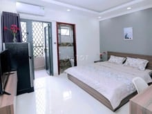 Hình ảnh Chính chủ: phòng full nội thất, tách bếp, có thang máy