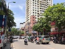 Hình ảnh Cho thuê nhà mặt phố Huỳnh Thúc Kháng, DT 70m2x5 tầng, MT 4.5m, Giá 85