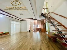 Hình ảnh Cho thuê căn biệt thự đẹp 1T1L trung tâm Biên Hòa