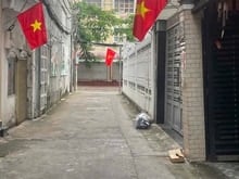 Hình ảnh Nhà 4 tầng 1/ Nguỹên Thị Thập. 5*20 nở hậu 5,4 m. 12.5 tỷ. Hẻm thông.