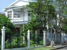 Hình ảnh Chủ gửi thuê Biệt thự Hưng Thái, PMH, Quận 7, DT 200m2, 4PN. Chỉ 33tr