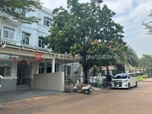 Hình ảnh Sang nhượng biệt thự Chateau Phú Mỹ Hưng vị trí đẹp nội thất cao cấp