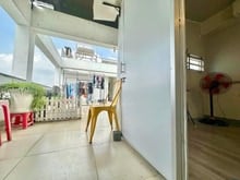 Hình ảnh Cho thuê phòng riêng biệt có 102 tại tầng 4 sân thượng Dương Quảng Hàm