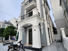 Hình ảnh Chính chủ cho thuê Boutique villa gốc 2 mặt tiền đường D2A Tại Vinhome