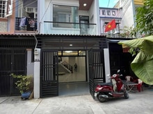Hình ảnh Bán nhà mới bình tân, 1/ đường mã lò đi vào