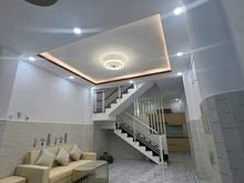 Hình ảnh Cần tiền trả nợ bán gấp nhà 60m2,1 trệt 2 lầu,SHR,860tr,Bông sao, quận