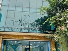 Hình ảnh Cho thuê nhà mặt phố Nguyễn Khang, DT 100m2x7 tầng, MT 8m, Giá 140tr