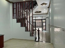 Hình ảnh Bank bán gấp nhà 1T1L Phạm Hùng_Q8 60m2/ 600tr Sổ Hổng riêng LH Thịnh