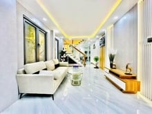 Hình ảnh Làm ăn thua lỗ bán nhà 61m2,1 trệt 2 lầu,950tr,Nguyễn trường tộ,p12,Q4