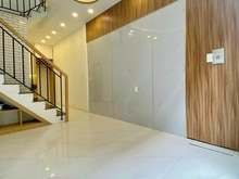 Hình ảnh Bán gấp nhà 60m2,1 trệt 2 lầu,SHR,980tr,Học lạc,quận 5