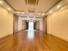 Hình ảnh Bán Tòa Nhà Vip Dòng Tiền Khủng Chùa Láng Hơn 10 Căn Hộ Cao Cấp