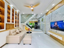Hình ảnh Bán gấp nhà ở đ.số 10 giá rẻ Q.7 948tr/58m2, HXH, SHR bao thuế  phí