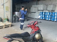 Hình ảnh Cho Thuê Xưởng Vĩnh Phú Thuận An Giáp Quận 12. Dt: 300m Giá: 25tr Xe c