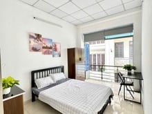 Hình ảnh Phòng ban công, cửa sổ. Sẵn nội thất. Gần Phan Xích Long