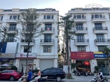 Hình ảnh Bán nhà Mặt phố 105 Xuân la lô góc 112m2 *6T giá 55 tỷ