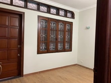 Hình ảnh Cần bán nhà ngõ Ngọc Lâm, giá 5.4 tỷ, 54m2, căn góc, ngõ thông