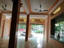 Hình ảnh Cho thuê mặt bằng phố Chùa Láng