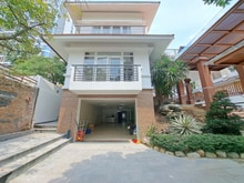Hình ảnh Bán biệt thự có sân vườn đường Lê Văn Sỹ, p1 Tân Bình 25 tỷ.
