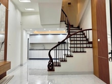 Hình ảnh +Ngọc Thụy-Long Biên-DT46m2- 5T-MT4 nhỉnh 6.5 tỷ (đàm phán).