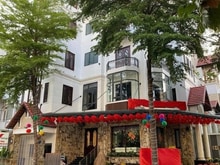 Hình ảnh Biệt Thự Mặt tiền Phường Tân Sơn Nhì Quận Tân Phú 200m2 giá tốt