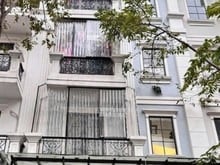 Hình ảnh BÁN BIỆT THỰ LIỀN KỀ  , Nhà mới hoàn thiện đẹp , ô tô đỗ ngày đêm