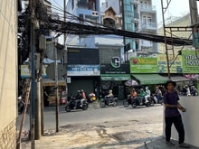 Hình ảnh Bán nhà gần hẻm ô tô CMT8, Q10. DT: 6m x 7m (42m2)
