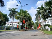 Hình ảnh Cần bán gấp Nhà khu phân lô, đồng bộ Quốc lộ 13 Hiệp Bình Phước, 5 tần