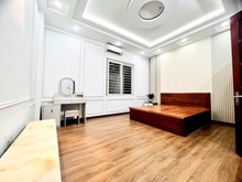 Hình ảnh Bán Gấp Nhà 5 Tầng 60m², Mặt Tiền 4.1m, Đường 13.5m, Lê Trọng Tấn, 11