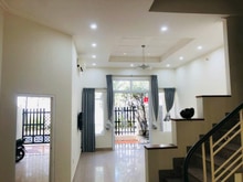 Hình ảnh Cho thuê căn Biệt thự Nam Thiên hướng Tây, 144m2, 3 lầu, 4PN, PMH, Q.7