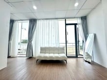 Hình ảnh Phòng mới full NT đẹp, bancon, máy giặt q8
